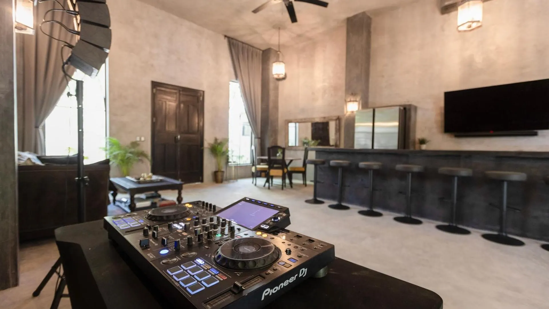 Casa Halo - Mansion, Nightclub, Pool, Sonos, Gated, Staff Villa Tulum
