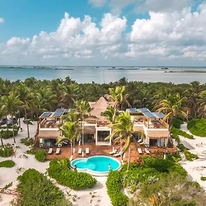 Beachfront Playaaekun Tulum
